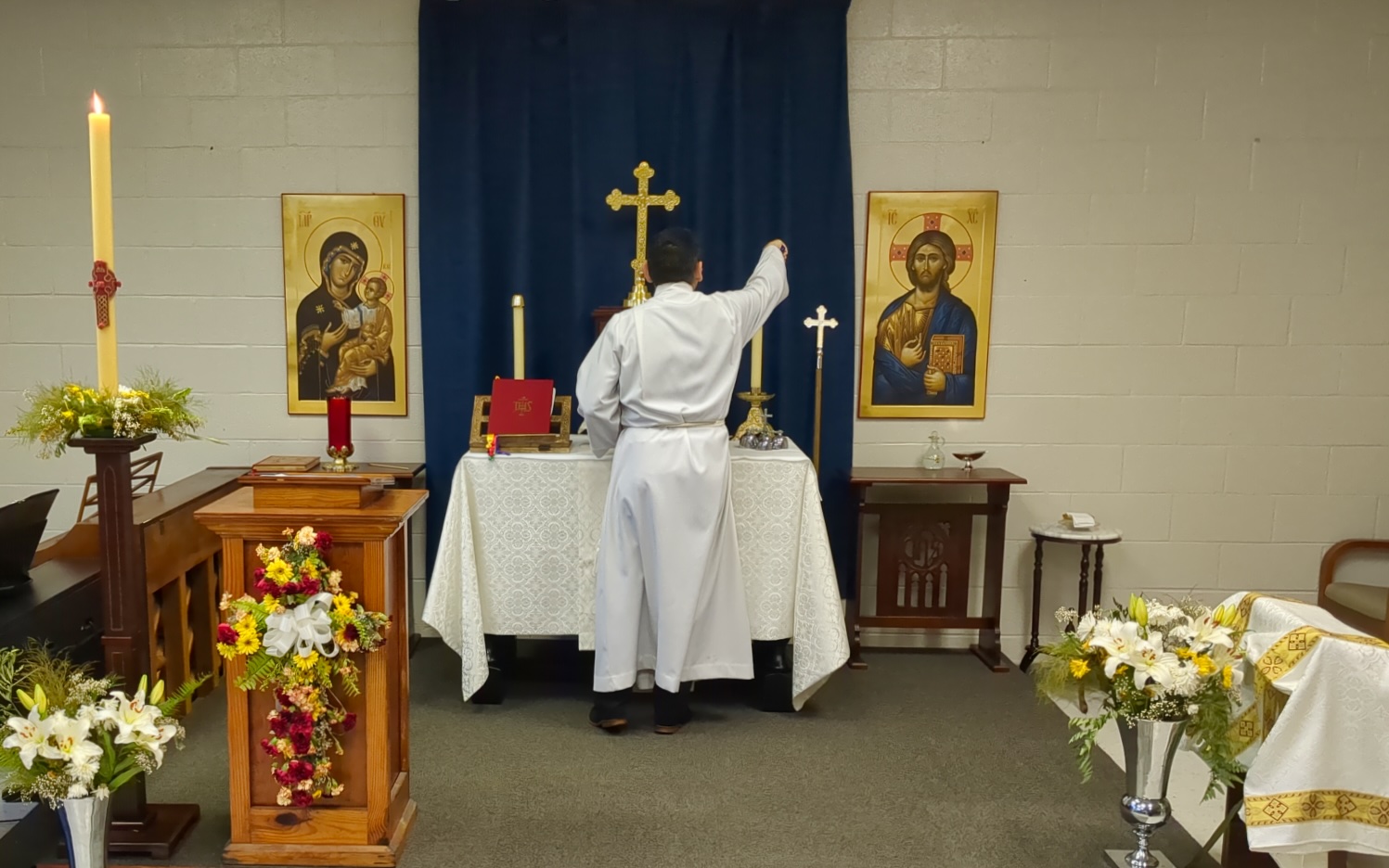 St. Alban's Anglican, Traditional Liturgical Worship